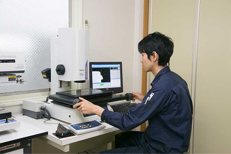 設計・現物測定での製図