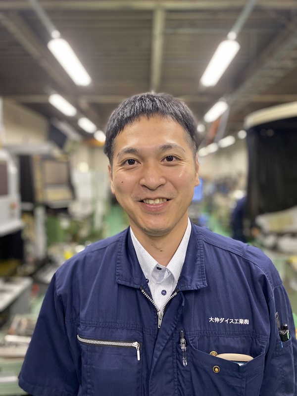 先輩社員紹介