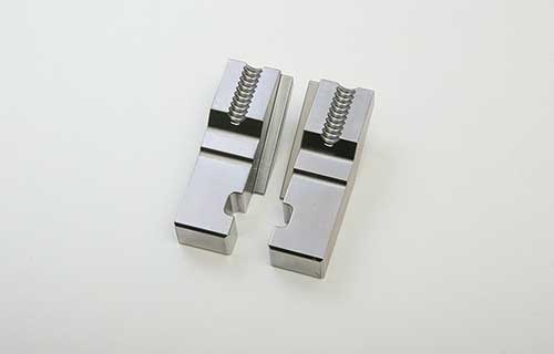 ドローベンチ用グリッパー (チャック)