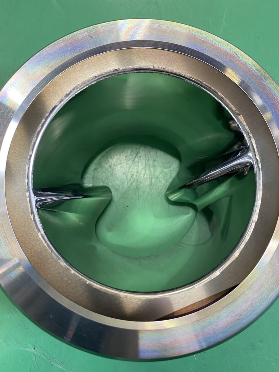 口付部の構造改編による強度強化で、生産性の改善を実現